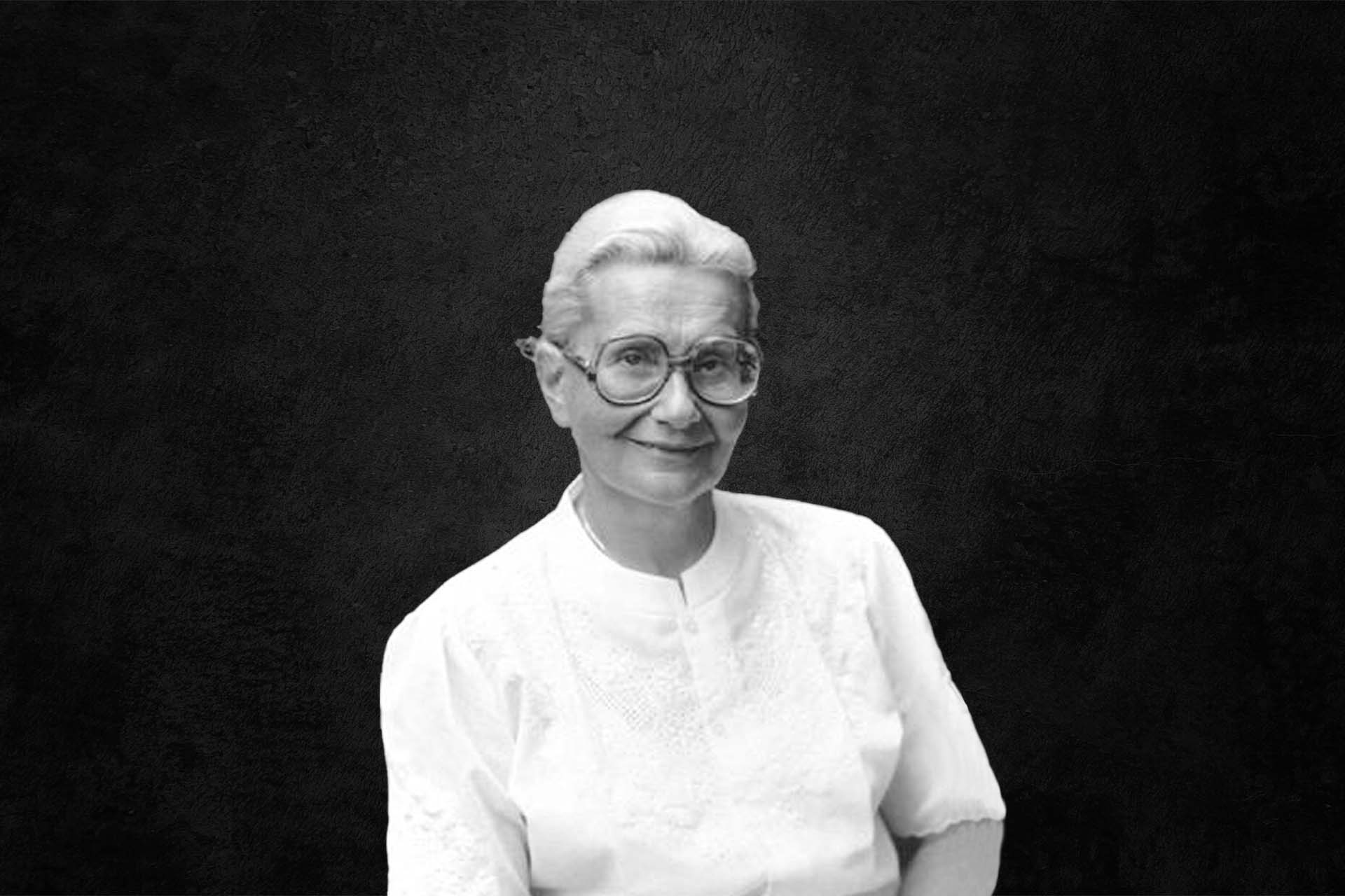 Lila Wallis '47