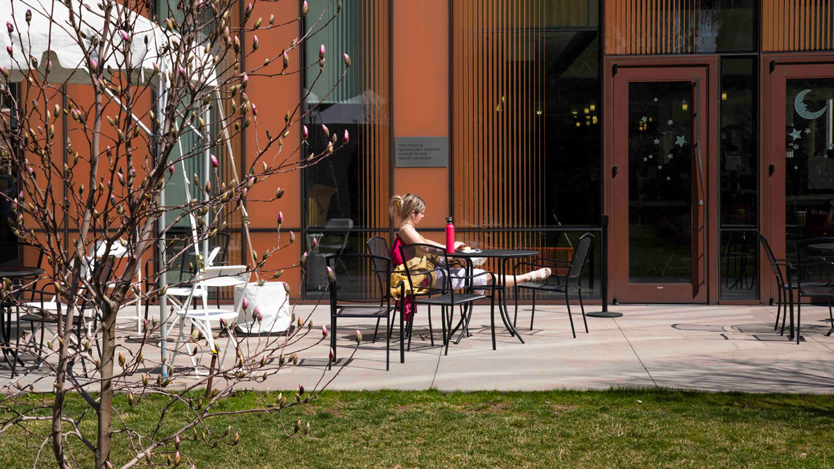 Last day for secondsemester seniors to declare a minor Barnard College