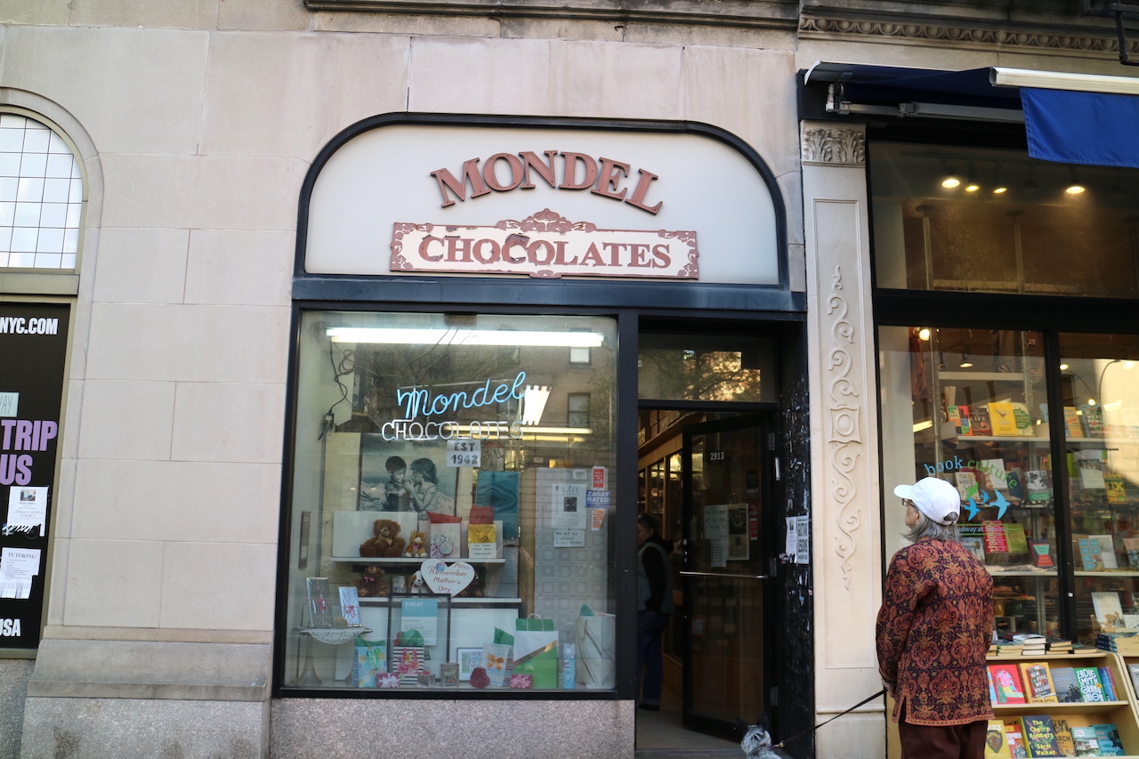mondel's chocolate