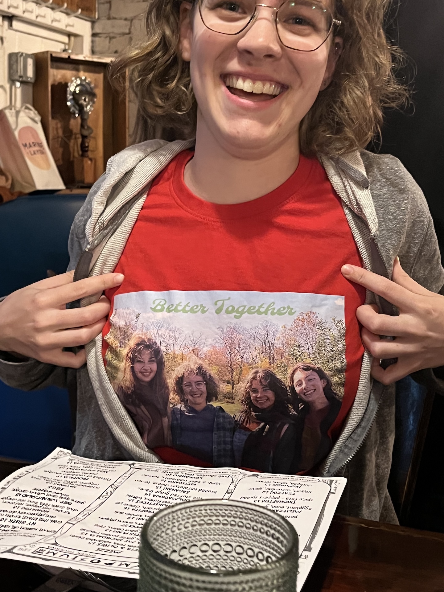 Tara Terranova '25-t-shirt hangouts