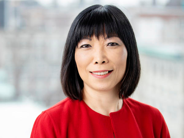 Christina Tsu headshot