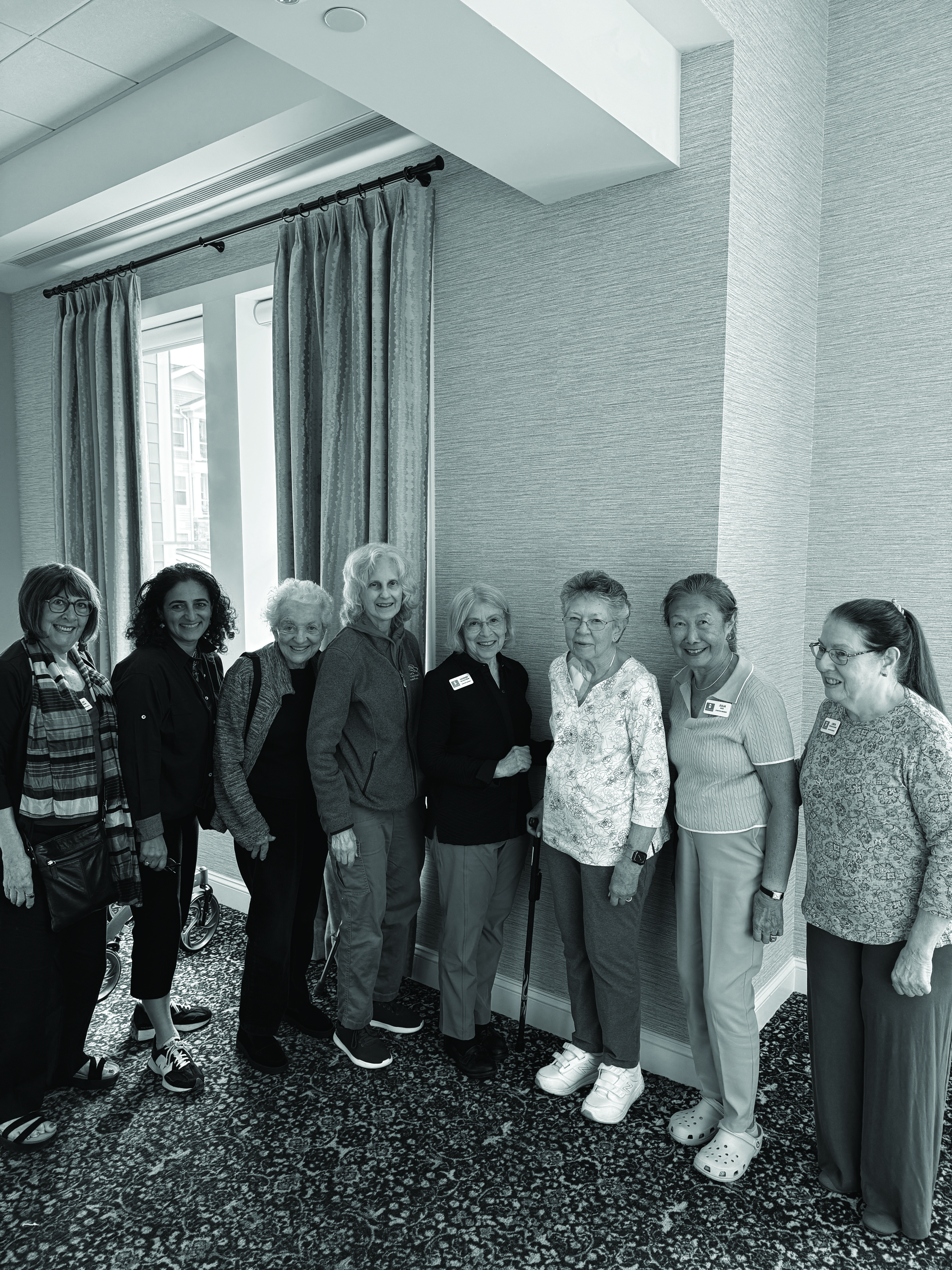 Barnard alumnae gather at Broadview