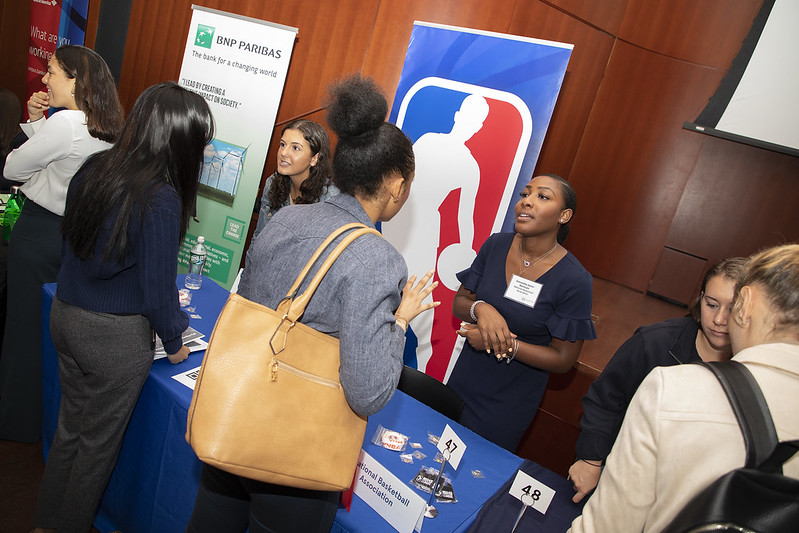 Students attending the Fall 2019 Opportunities Fair.