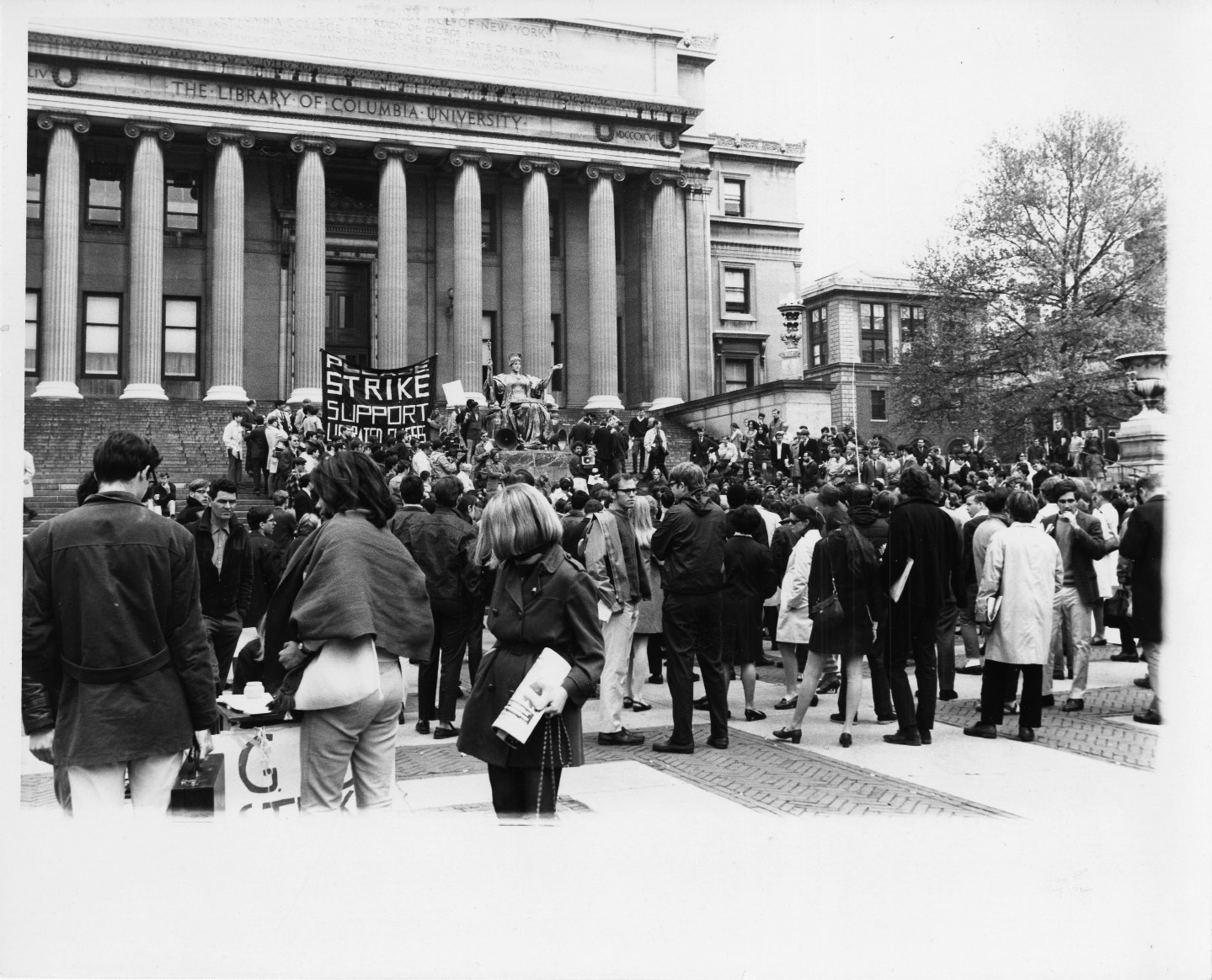 Supporters of a strike at Columbia