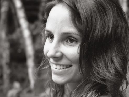 Indesign/summer 2013/petra Costa Headshot Bw Opt.jpg