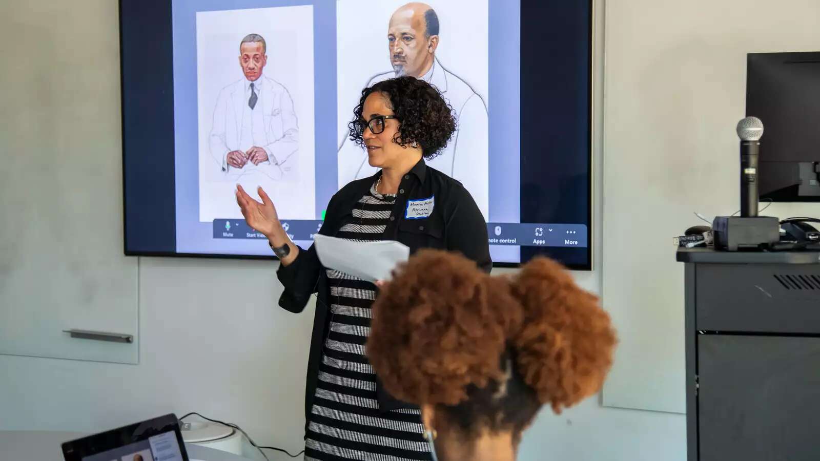 Prof. Miller teaching a class on Harlem Renaissance 