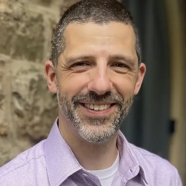 Matthew Delvaux-headshot
