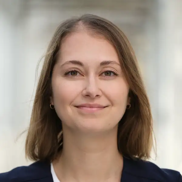 Zoie Diana Headshot