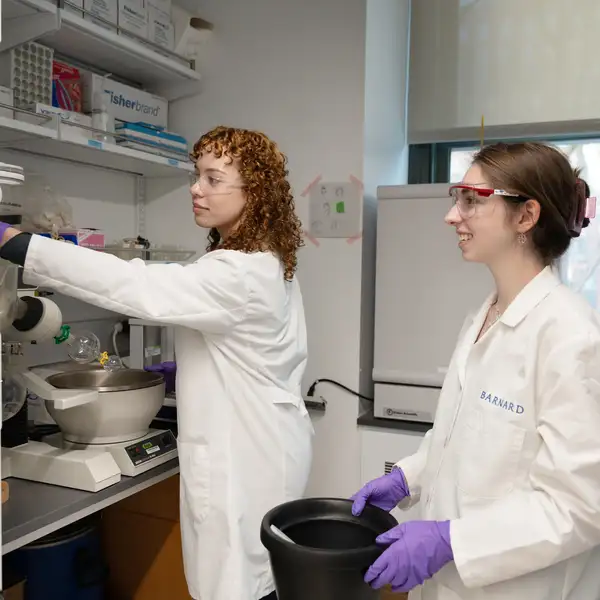 students in lab