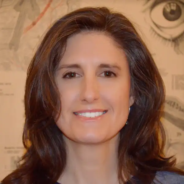 Sarah Woolley Headshot