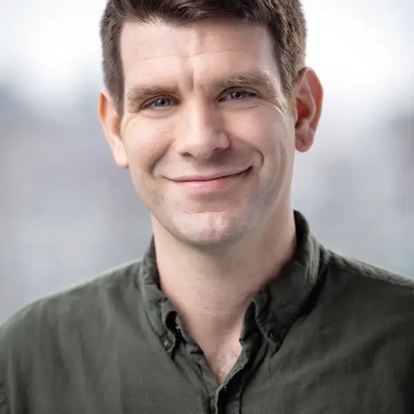 Nicholas Bartlett headshot