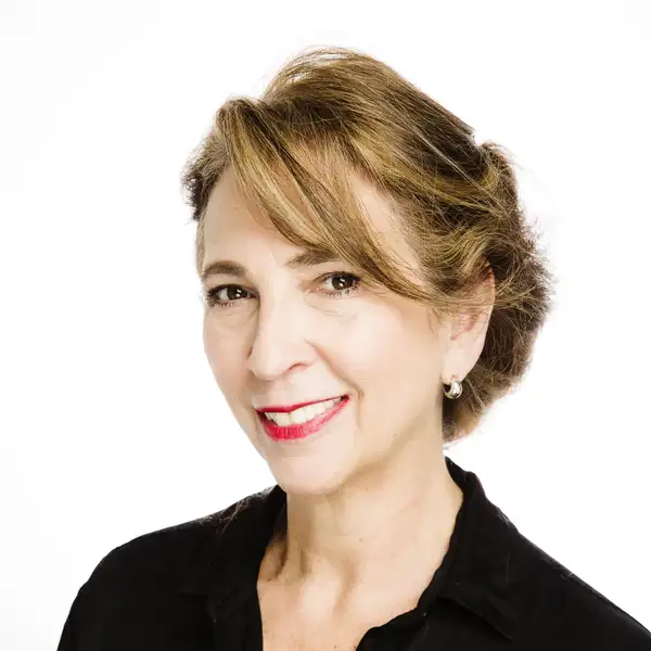 Joan Snitzer headshot