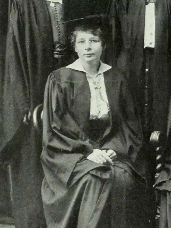 Staunch Suffragist Mabel Ping-Hua Lee, Class of 1916