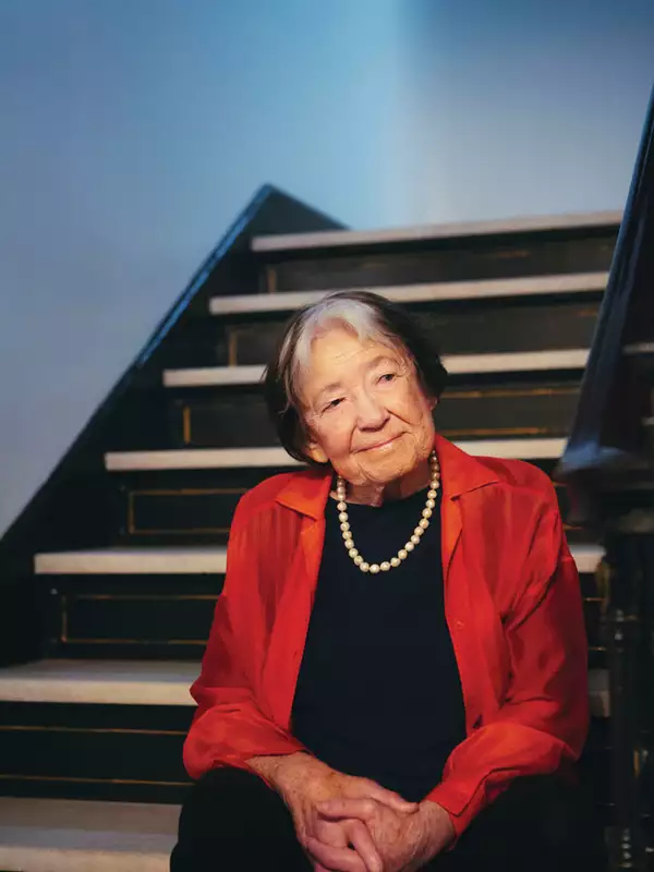 Headshot of Myriam Sarachik '54