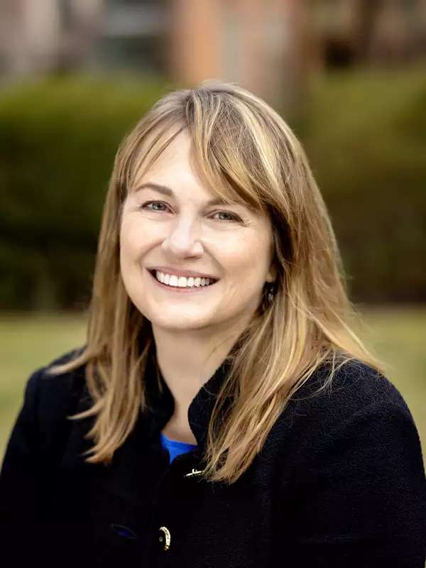 Headshot of Laura A. Rosenbury