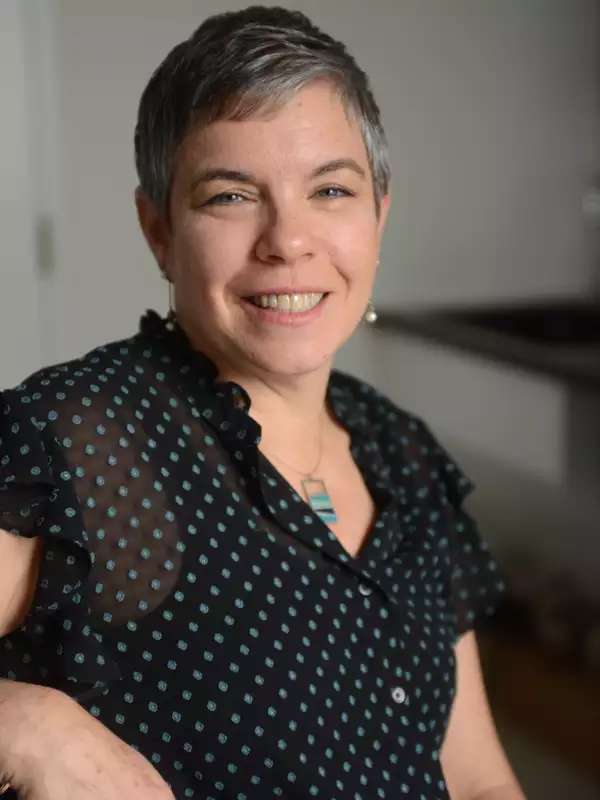 Tovah Klein headshot