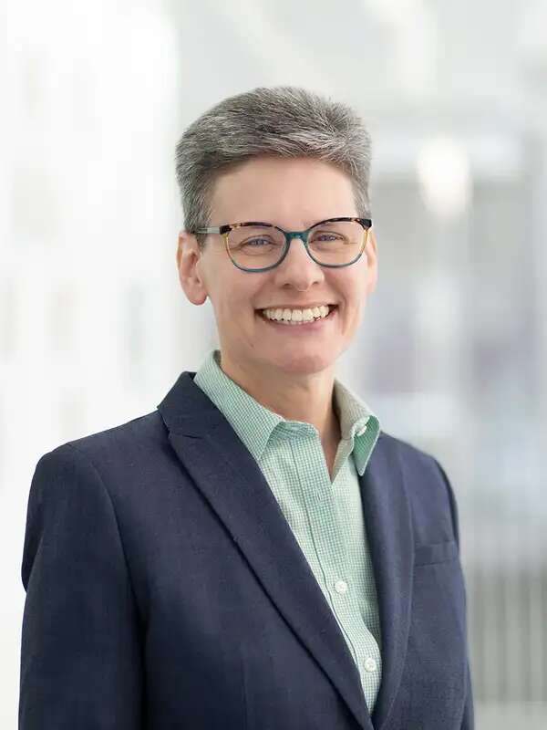 Dina Merrer