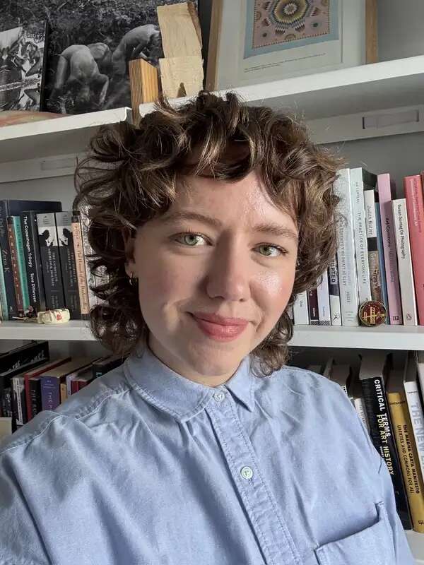 Rae Root Headshot