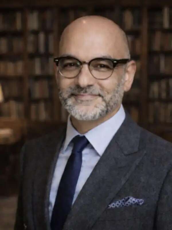 Kayum Ahmed Headshot
