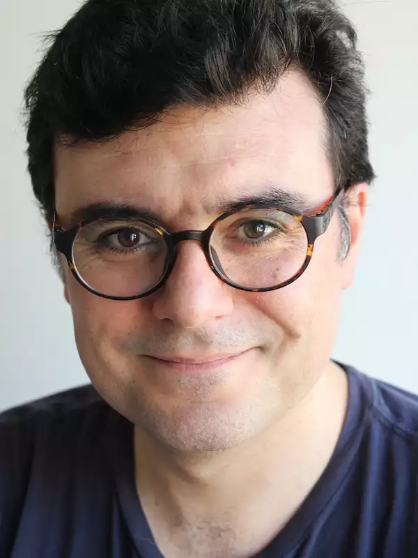 Breixo Viejo headshot