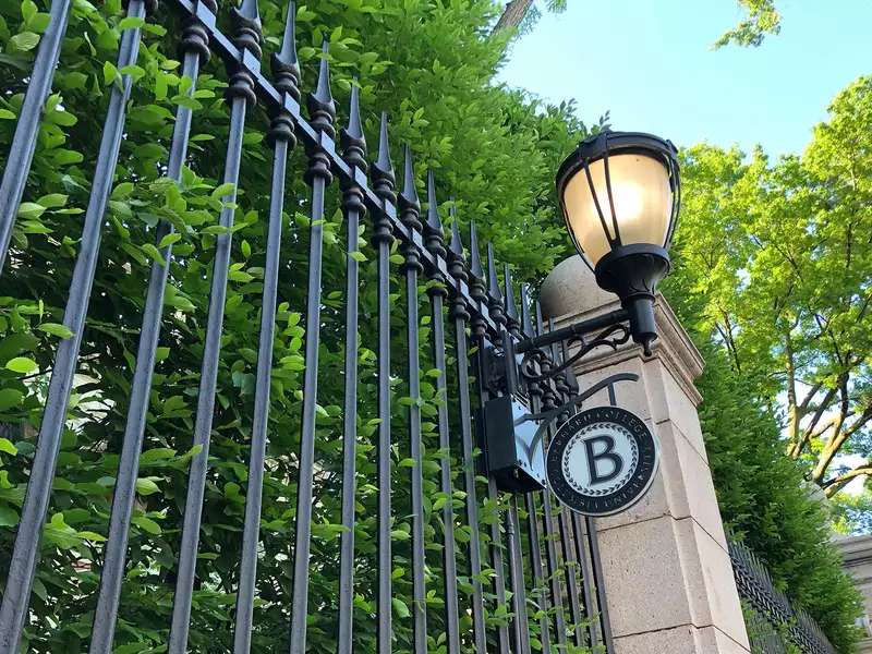 Barnard Fence