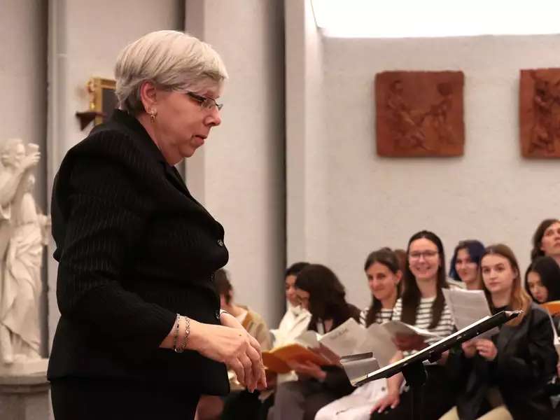 Barnard Columbia Choir Practice in Poland