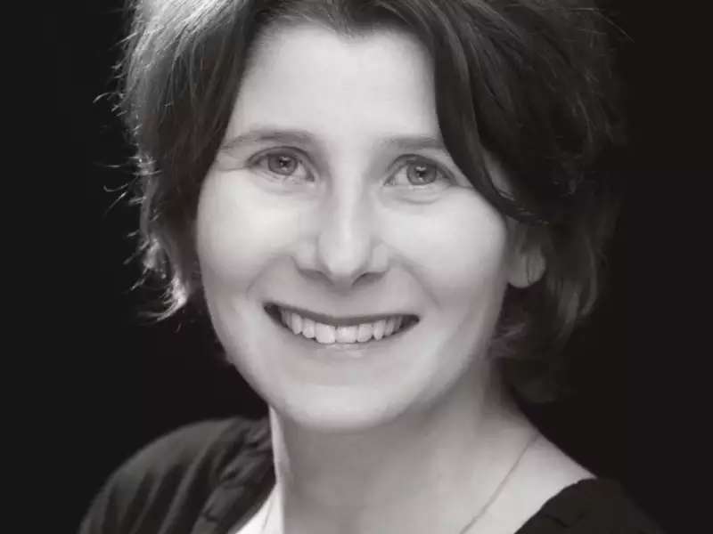 Andrea Stolowitz 94 Bw Opt.jpg