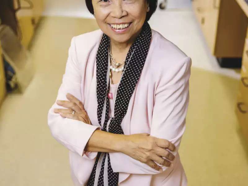Dr. Djeu 