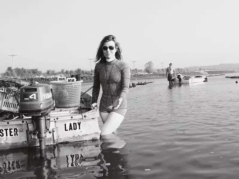 Indesign/f2015 Classnotes/abigail Carroll Bw Opt.jpg
