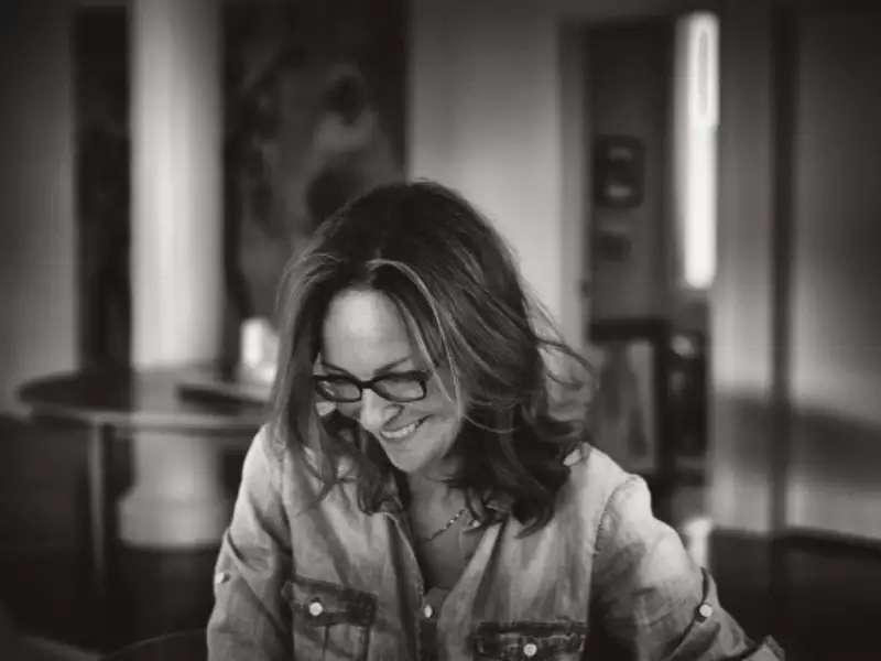Indesign/summer 2013/elena Seibert Bw Opt.jpg