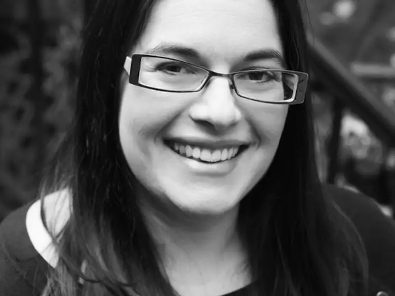 Lani Santo Headshot Primary.jpg