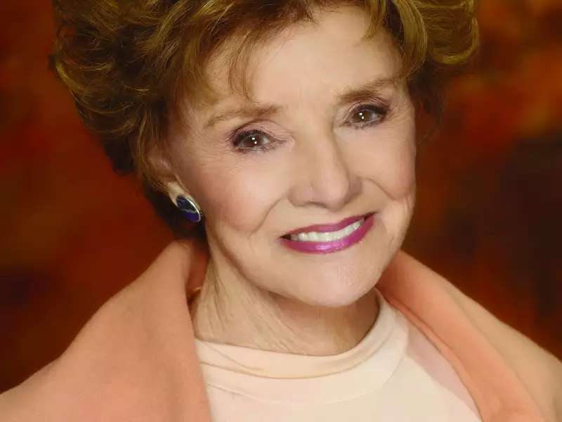 Peggy Mccay Headshot 1.jpg