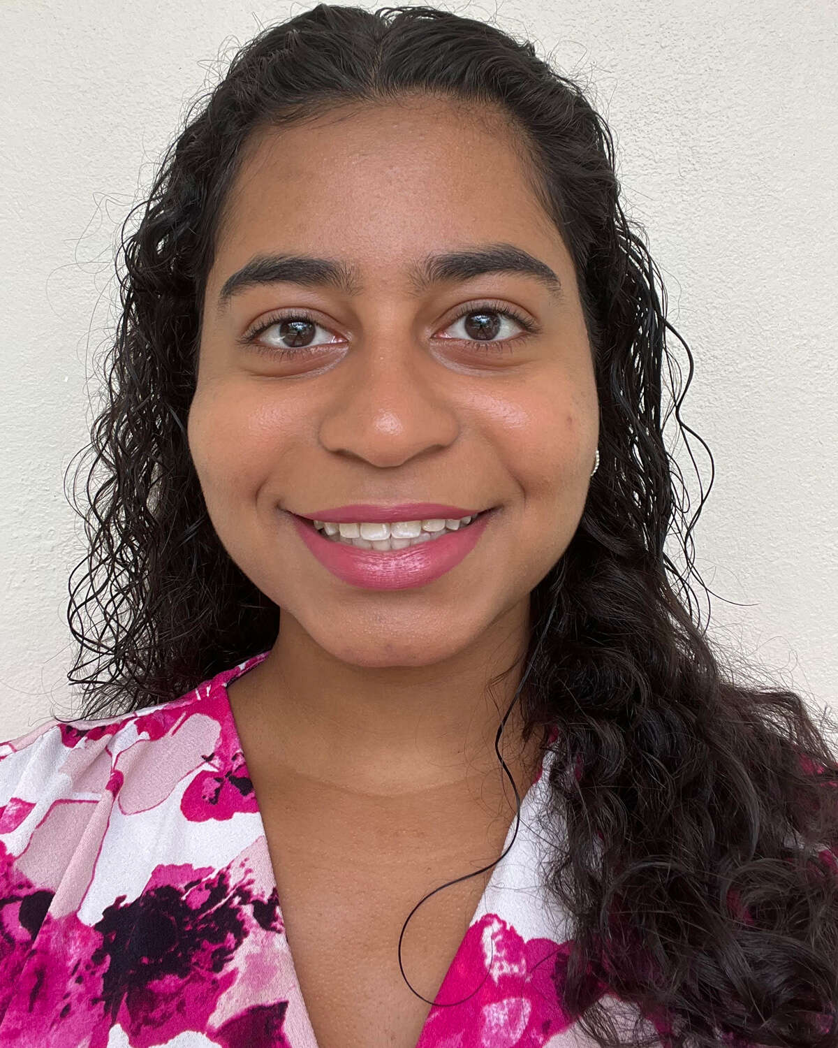 slide.entity.field_image.0.entity.field_media_image.0.entity.alt